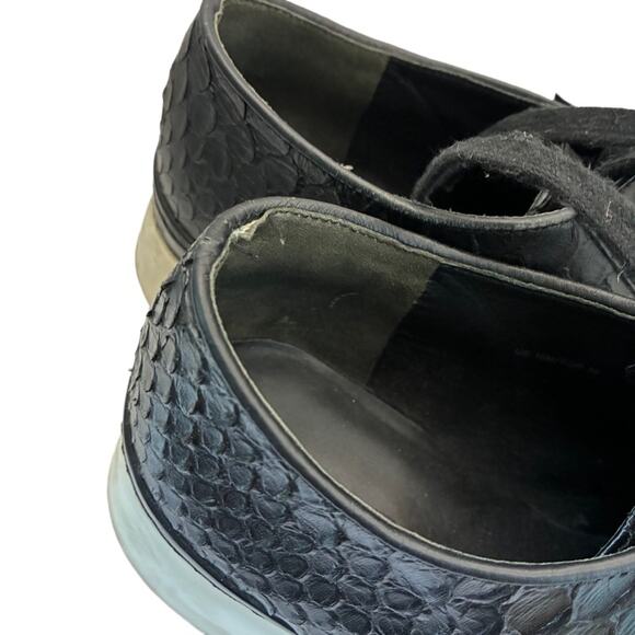 VINCE Rayner Leather Lace-Up Sneakers Snakeskin Embossed Luxe Black Size 10 - Picture 9 of 10